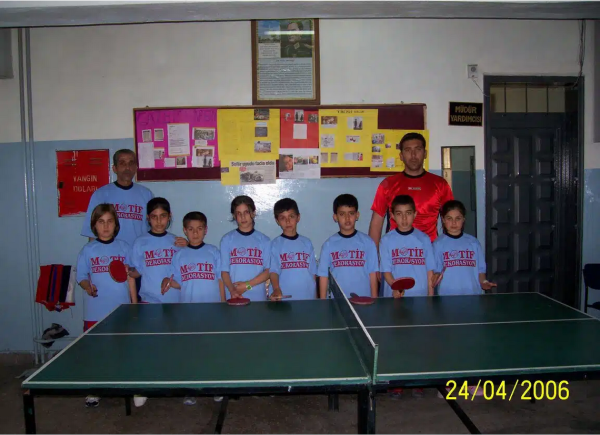 Genç Tenisçilere Sponsor Olduk