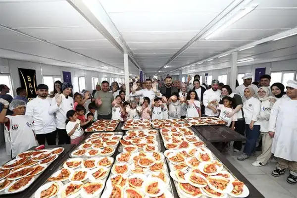 “İyileştiren Pizza” Etkinliği Sponsoru BAYDOOR