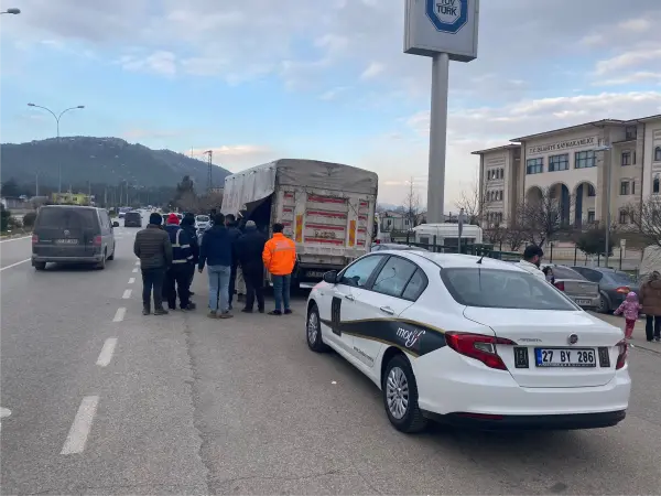 Baydoor İlk Günden İtibaren Depremzedelerin Yanında
